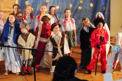 13 jasełka i koncert chóru uśmiech